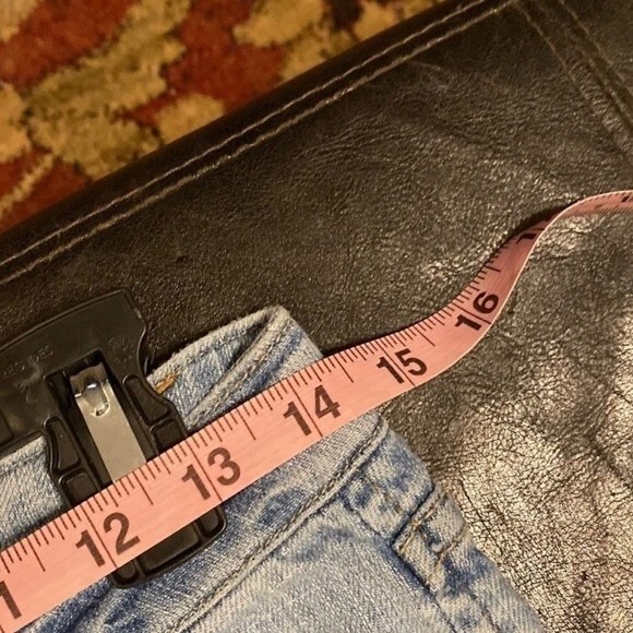 Aeropostale distressed crop jeans embroidered pockets size 1 / 2 - Picture 7 of 7